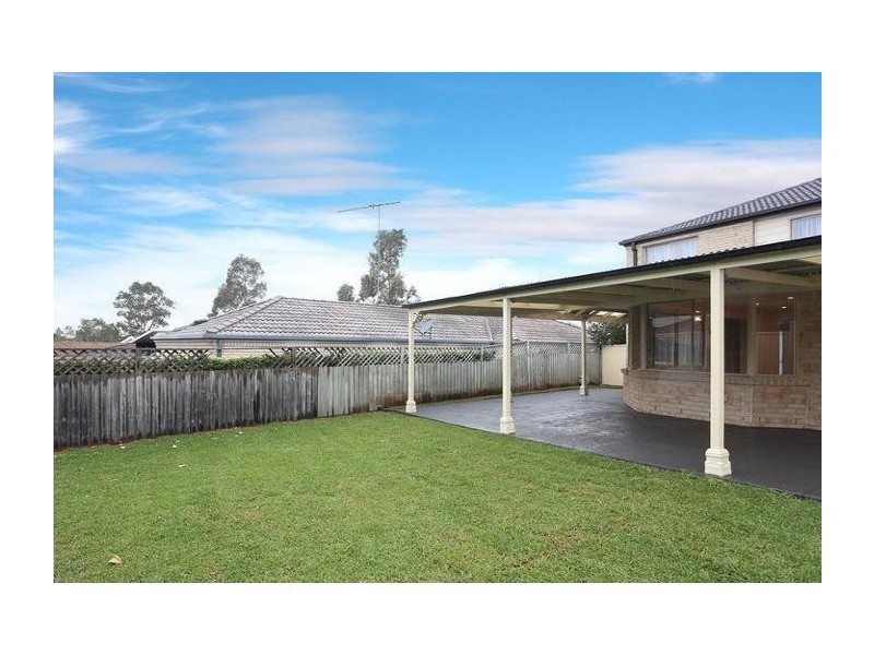 8 Gungarlin Drive, Horningsea Park NSW 2171