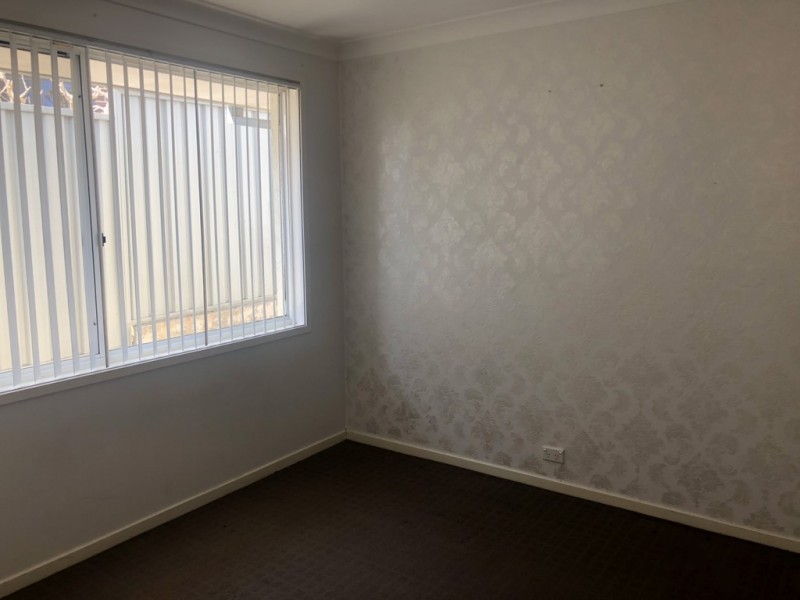 28 Coonawarra Street, Edensor Park NSW 2176