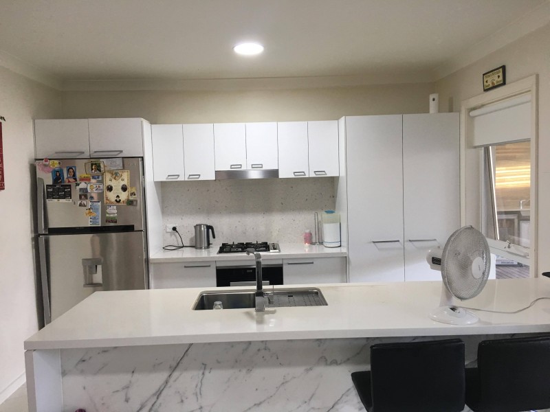 185 Middleton Drive, Middleton Grange NSW 2171