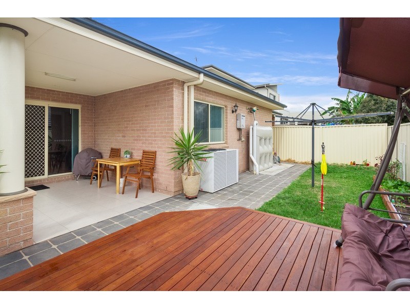 8 Brearley Avenue, Middleton Grange NSW 2171