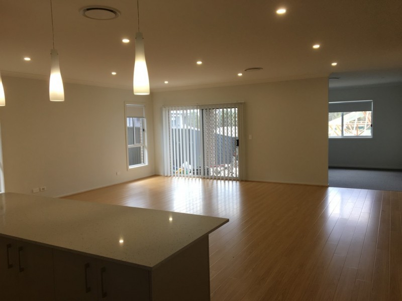 33 Aqueduct Street, Leppington NSW 2179