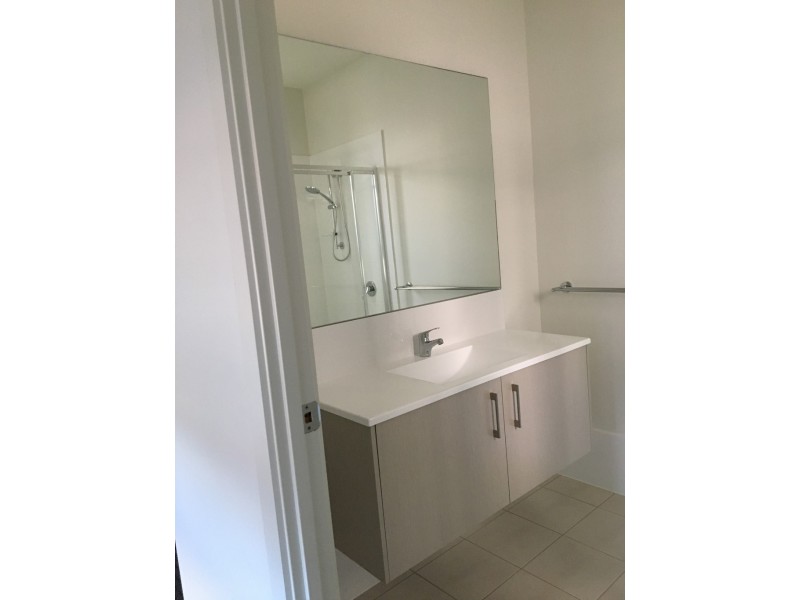 33 Aqueduct Street, Leppington NSW 2179