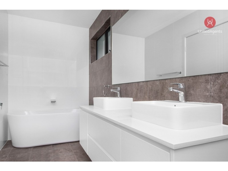 44a Civic Way, Oran Park NSW 2570