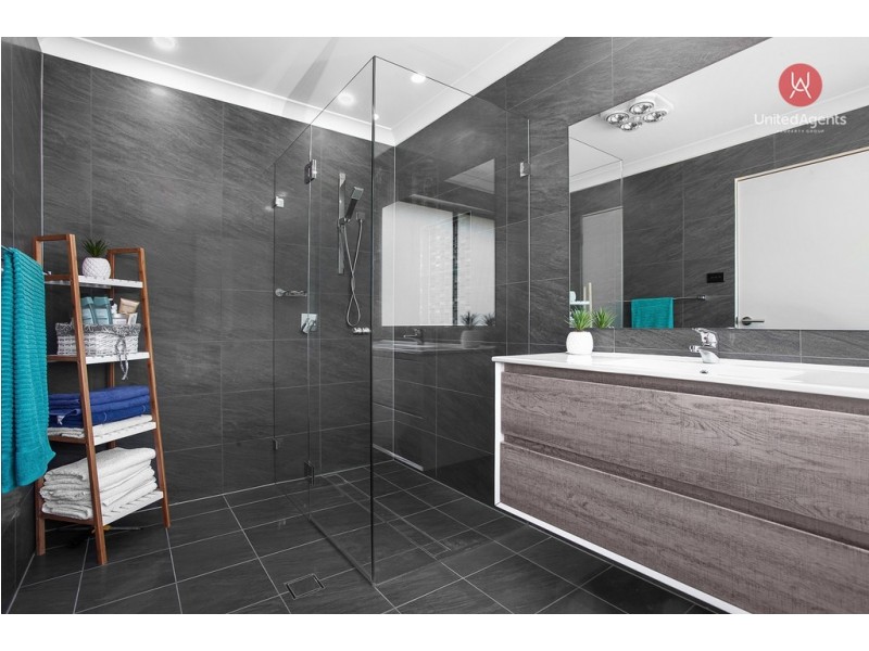 23 Jessie Street, Middleton Grange NSW 2171