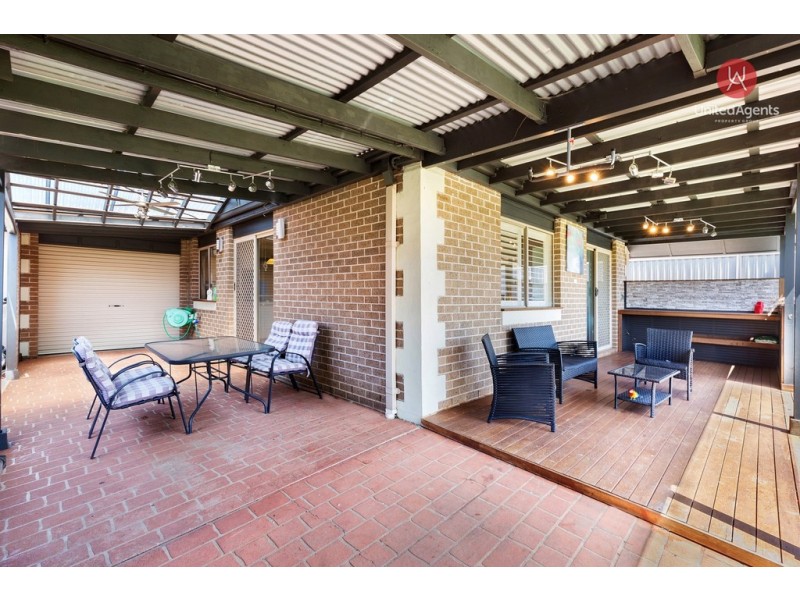 5 Verge Place, West Hoxton NSW 2171