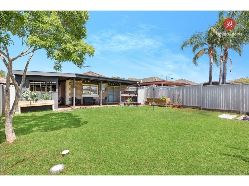 5 Verge Place, West Hoxton NSW 2171