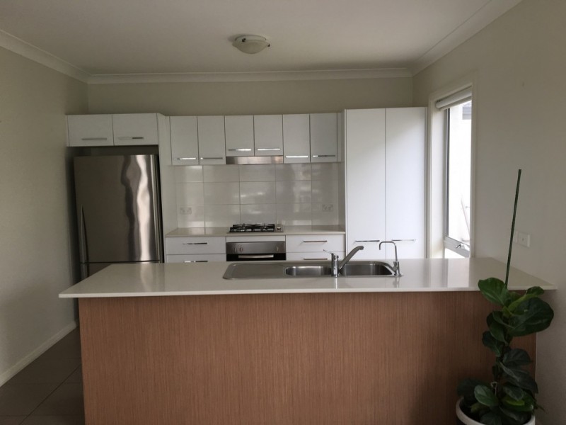 36 Truscott Avenue, Middleton Grange NSW 2171