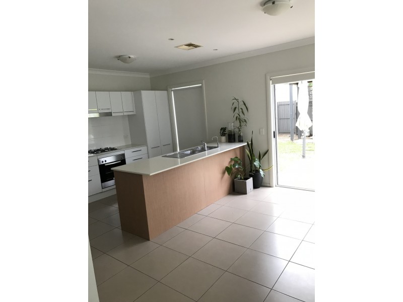 36 Truscott Avenue, Middleton Grange NSW 2171