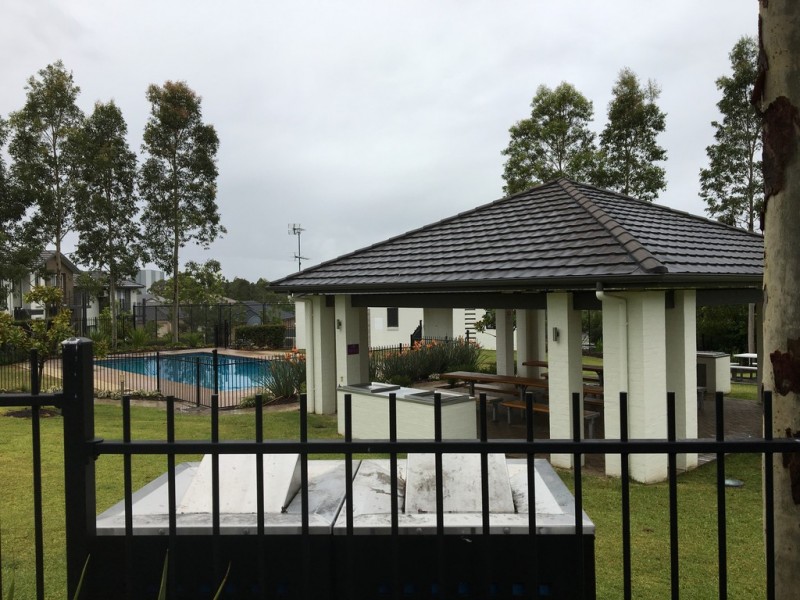 36 Truscott Avenue, Middleton Grange NSW 2171