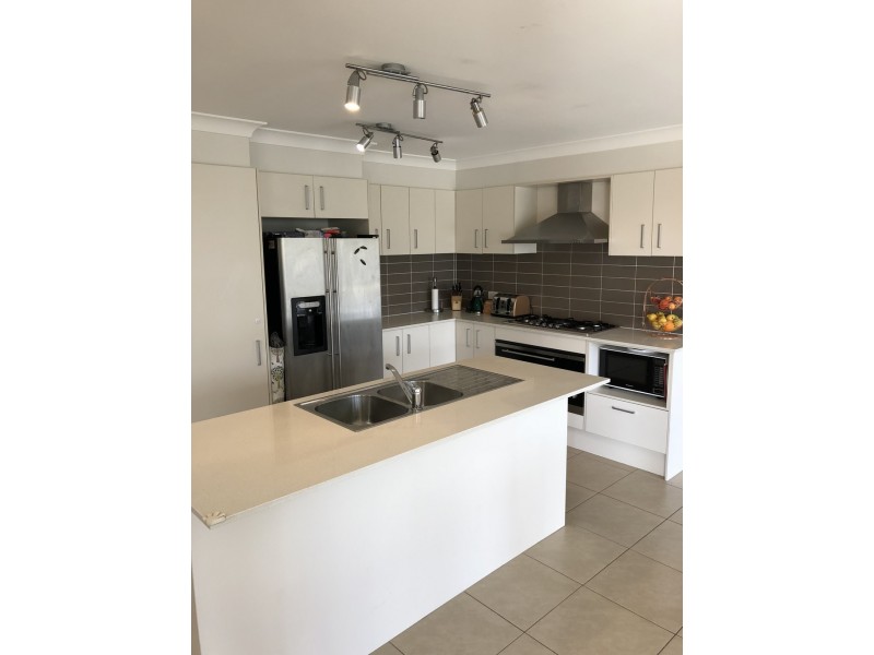 28 Tander Street, Oran Park NSW 2570