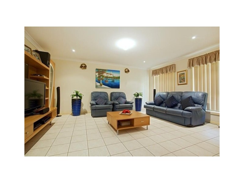 West Hoxton NSW 2171