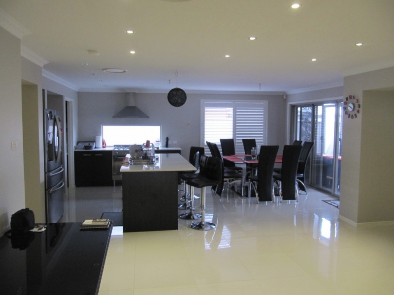 Carnes Hill NSW 2171