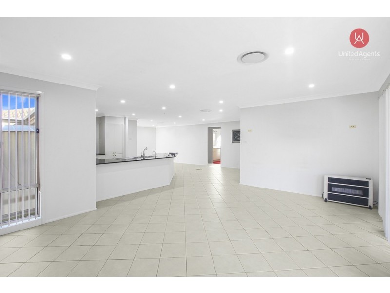 60 Joshua Moore Drive, Horningsea Park NSW 2171