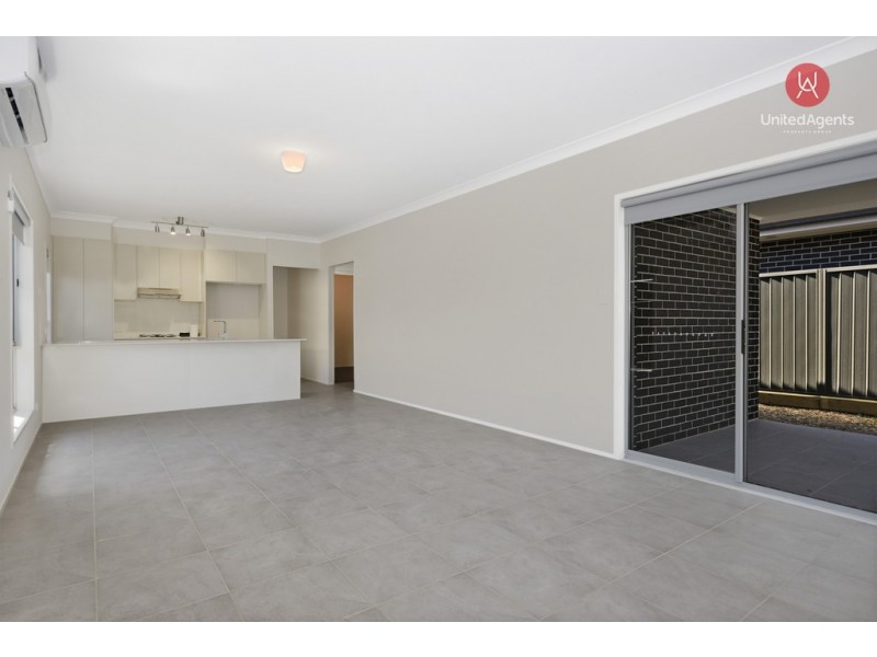 15 Stonecrop Street, Denham Court NSW 2565