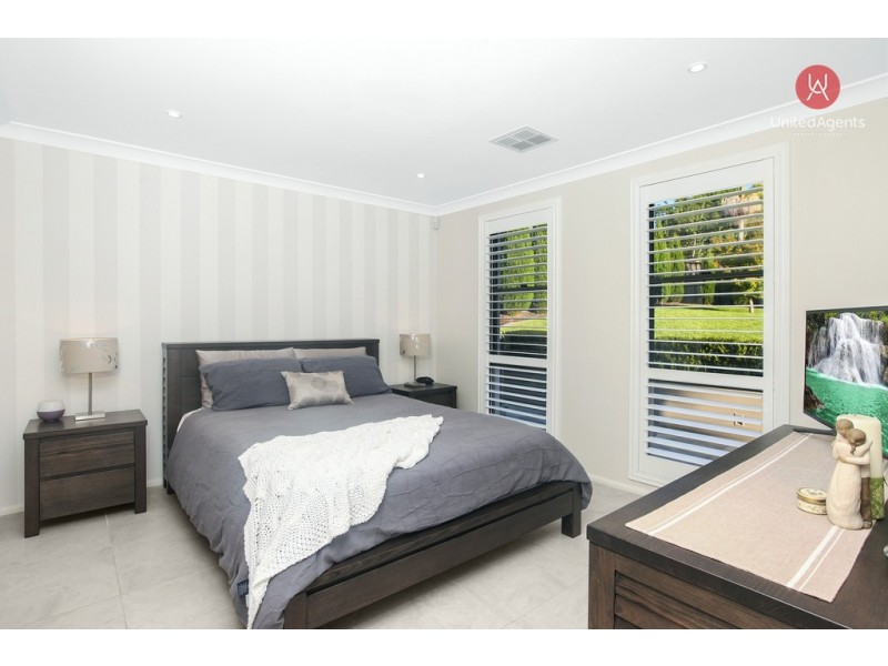 8 Avoca Close, West Hoxton NSW 2171