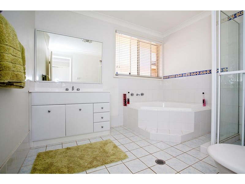 West Hoxton NSW 2171