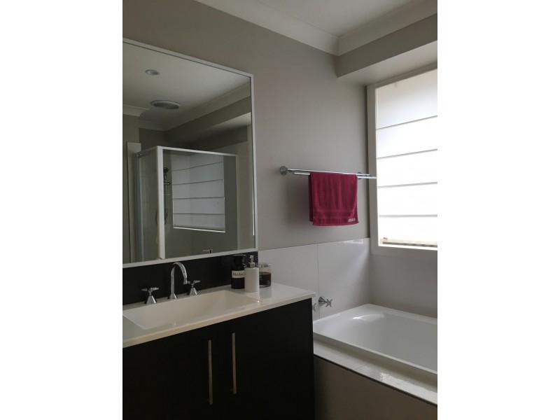 Middleton Grange NSW 2171