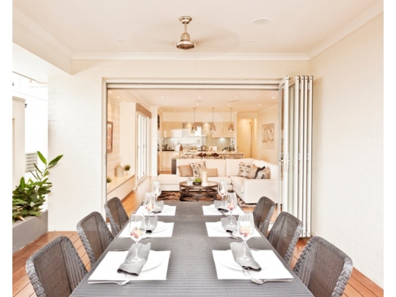 28 Village Circuit, Gregory Hills NSW 2557