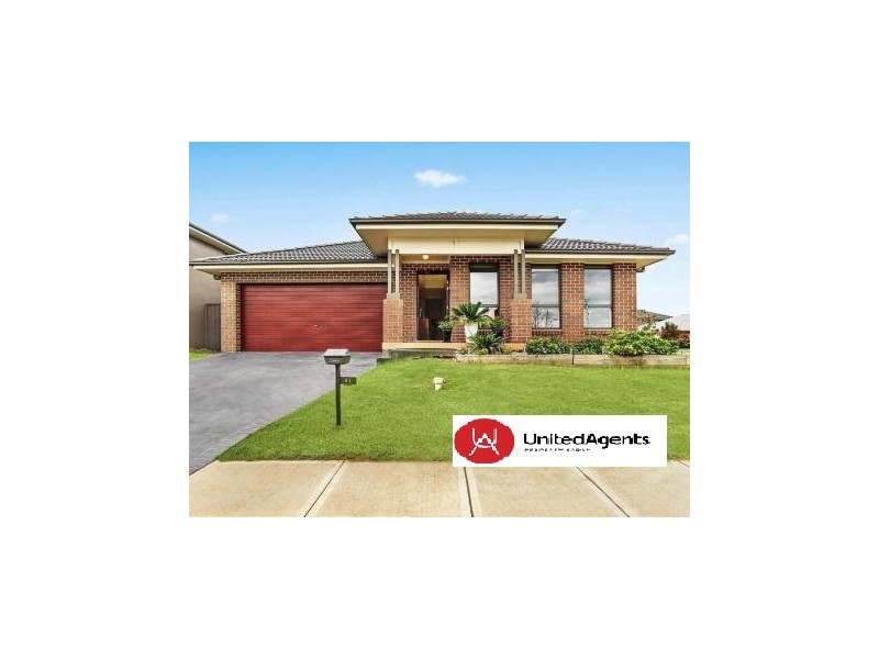 41 Mckenzie Boulevard, Gregory Hills NSW 2557