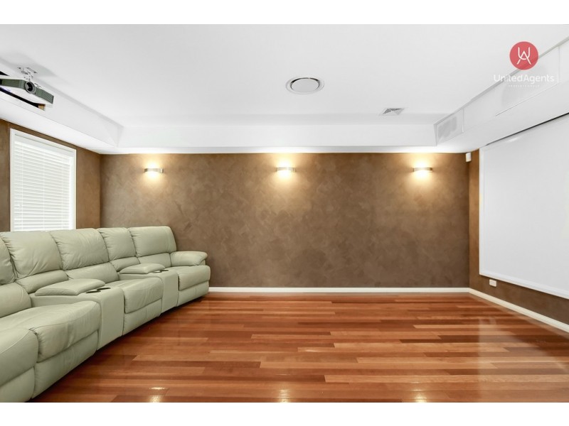 18 Dee Close, Prestons NSW 2170