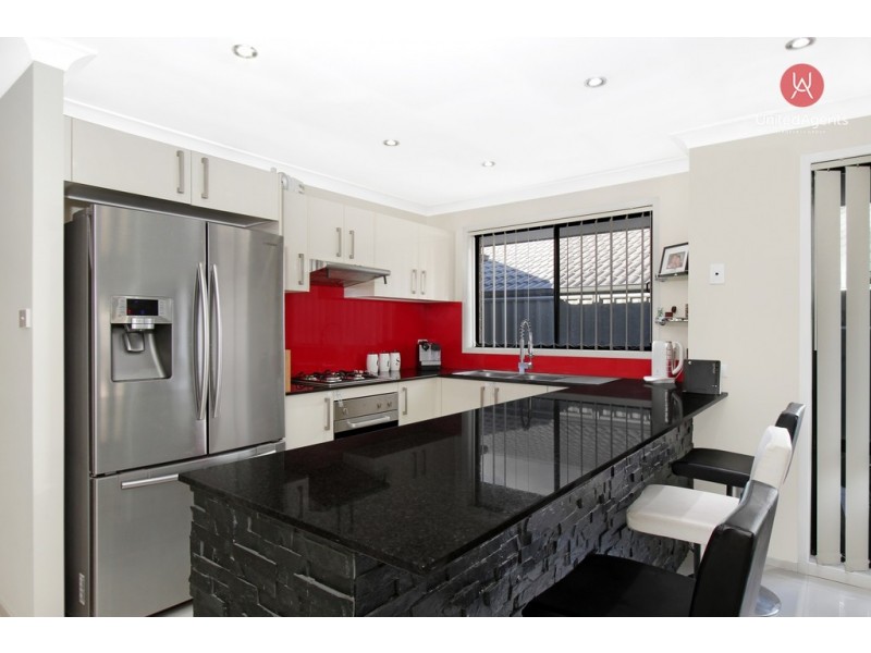 60 Bird Walton Avenue, Middleton Grange NSW 2171