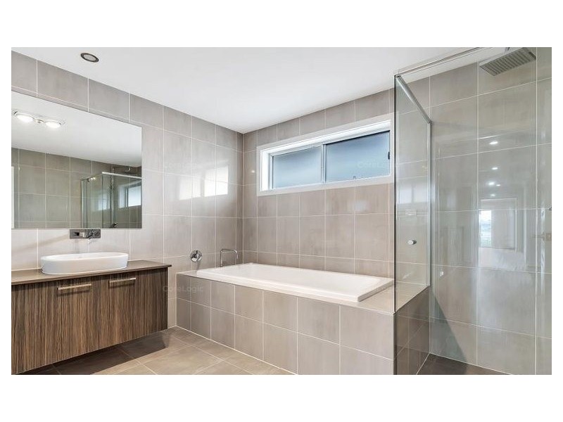 9 Crossley Avenue, Carnes Hill NSW 2171