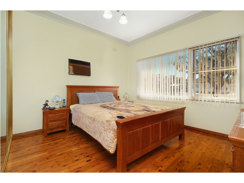 Lurnea NSW 2170
