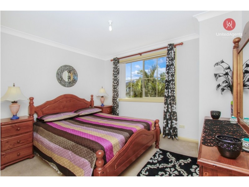 1 Mitchell Drive, West Hoxton NSW 2171