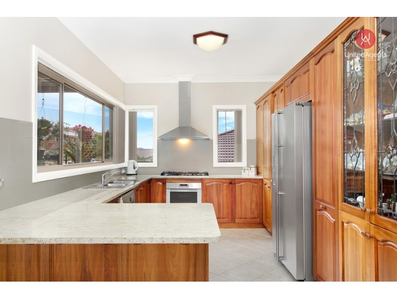 15 Snell Place, West Hoxton NSW 2171