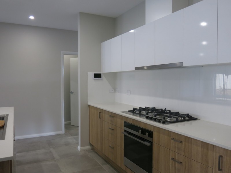 11 Domenico Close, West Hoxton NSW 2171