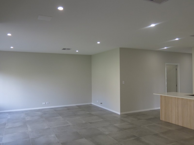 11 Domenico Close, West Hoxton NSW 2171