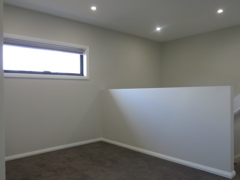 11 Domenico Close, West Hoxton NSW 2171