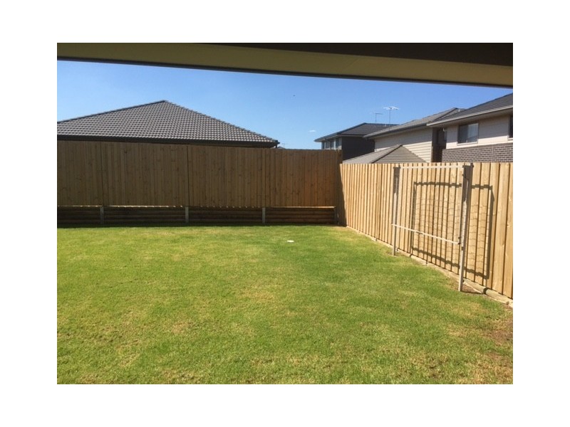 Middleton Grange NSW 2171