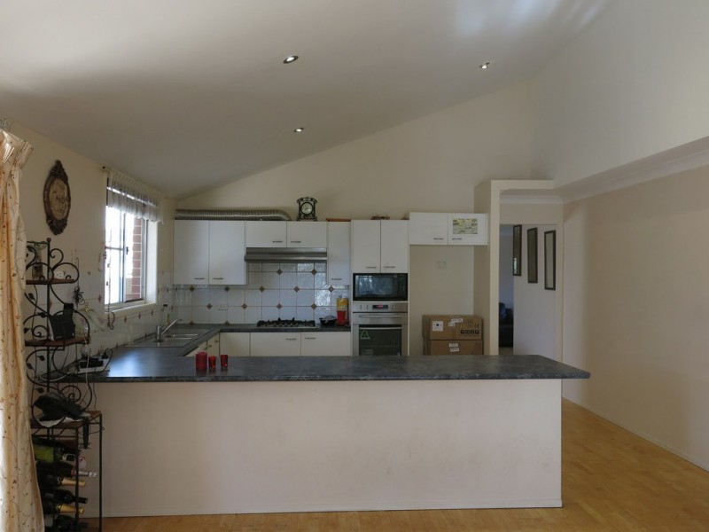 West Hoxton NSW 2171