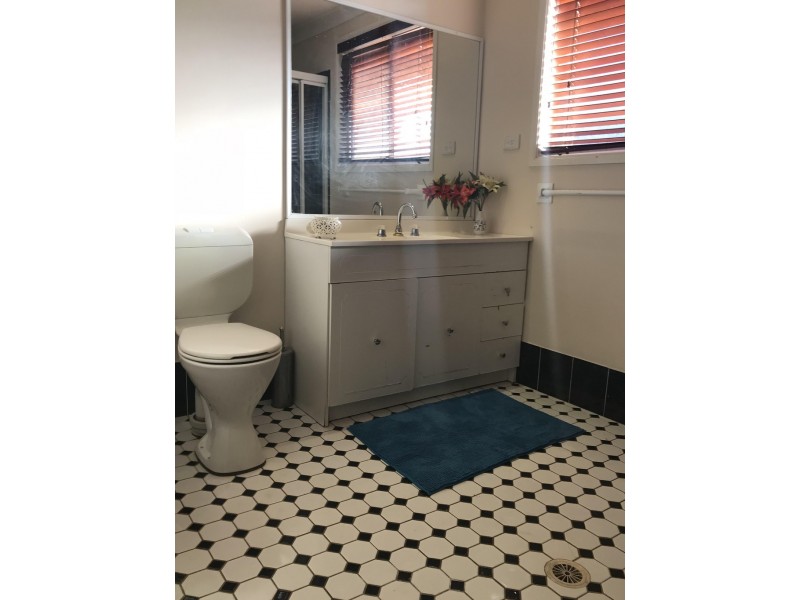 West Hoxton NSW 2171