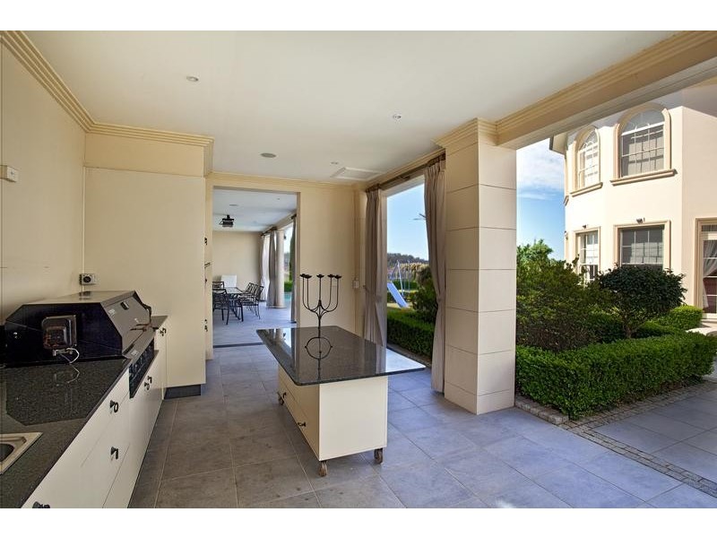 22 Battenberg Close, Cecil Hills NSW 2171