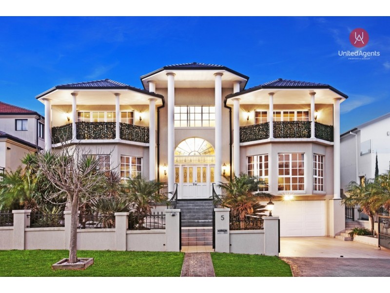 5 Toulouse Street, Cecil Hills NSW 2171