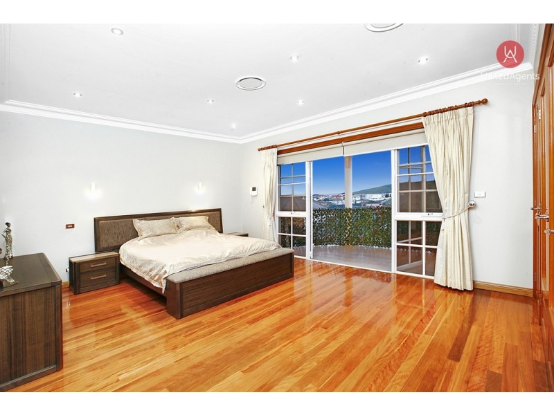 5 Toulouse Street, Cecil Hills NSW 2171