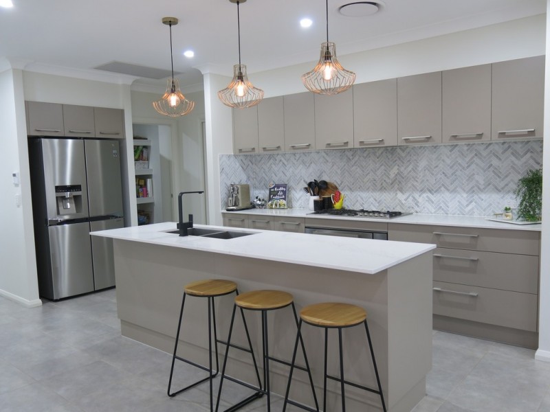 18 HEMMIE ROAD, Edmondson Park NSW 2174