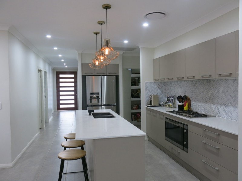 18 HEMMIE ROAD, Edmondson Park NSW 2174