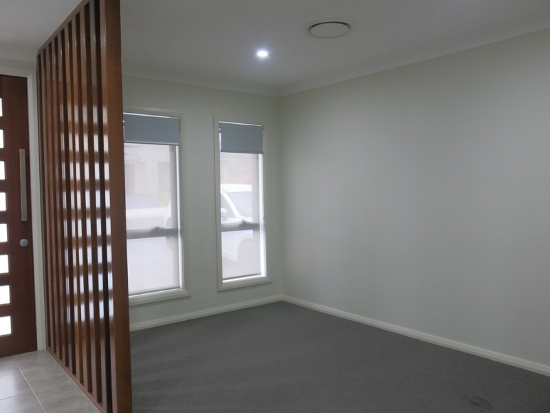 18 HEMMIE ROAD, Edmondson Park NSW 2174