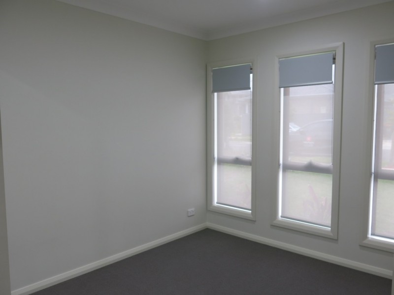 18 HEMMIE ROAD, Edmondson Park NSW 2174