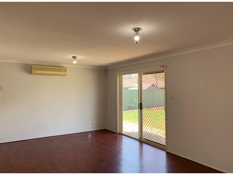 4 LACEPEDE PLACE, Hinchinbrook NSW 2168