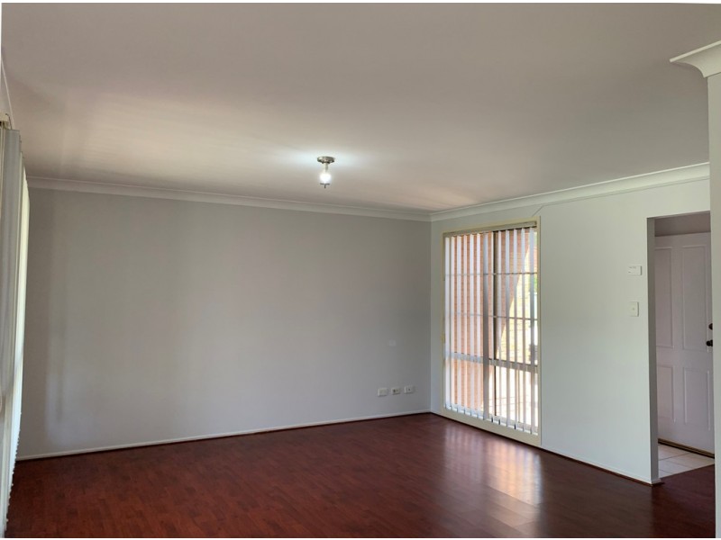 4 LACEPEDE PLACE, Hinchinbrook NSW 2168