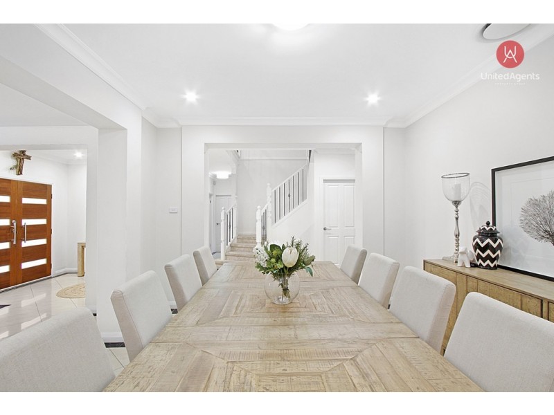 4 Garling Avenue, West Hoxton NSW 2171