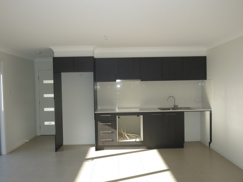 14 Eade Street, Oran Park NSW 2570