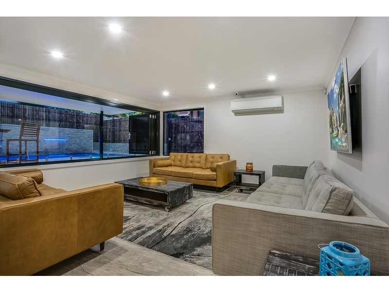 West Hoxton NSW 2171