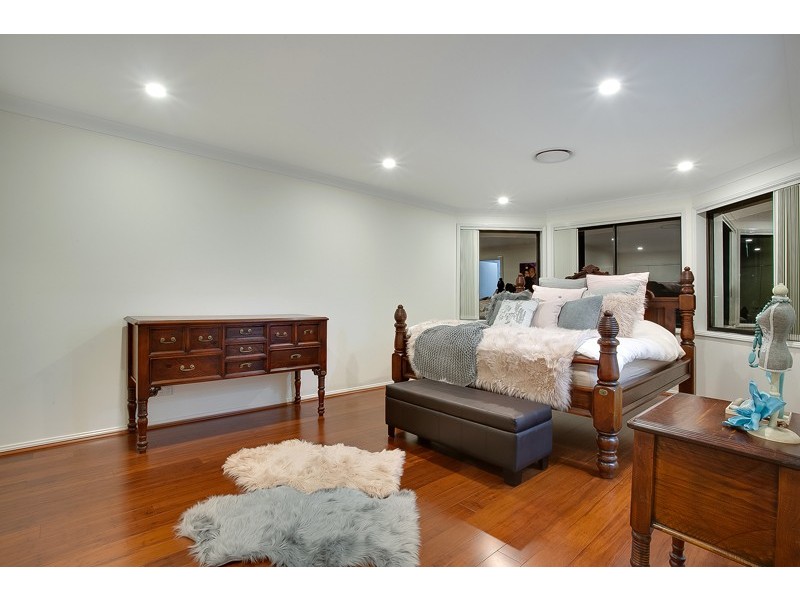 West Hoxton NSW 2171