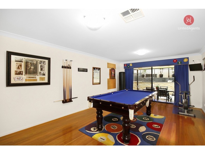 6 St Georges Crescent, Cecil Hills NSW 2171