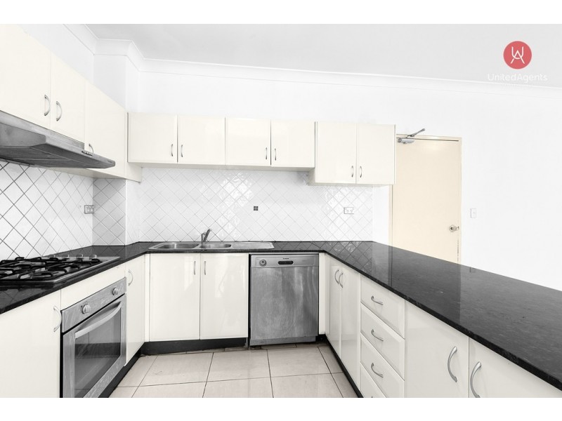 32/29-31 Castlereagh Street, Liverpool NSW 2170